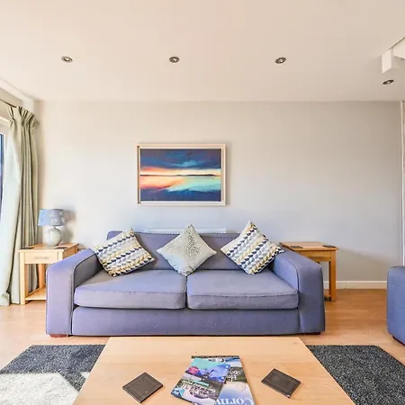 Sandpipers Luxury Hot Tub With 2 Ensuites A Private Sauna & Bbq Terrace * St Columb Major