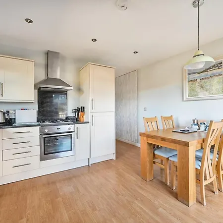 Holiday home Sandpipers Luxury Hot Tub With 2 Ensuites A Private Sauna & Bbq Terrace St Columb Major